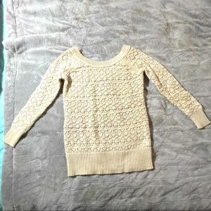 AEO.. super comfy and lightweight. Easily go for a casual or dressy look!